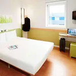 Ibis Budget *