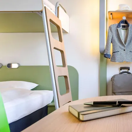 Ibis Budget *