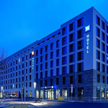 Ibis Budget Hotel *