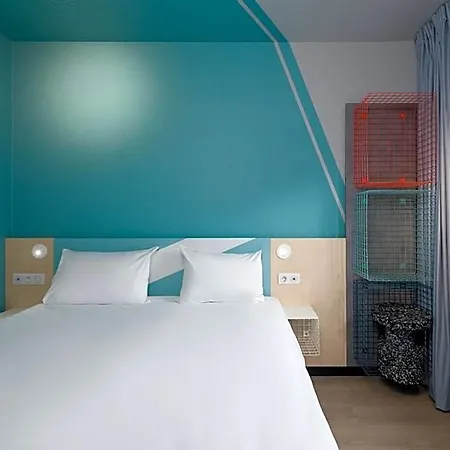 Ibis Budget *