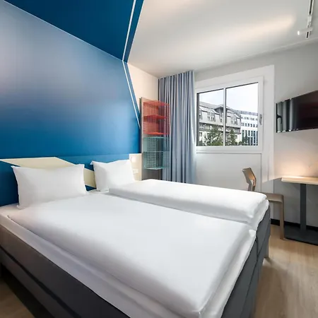 Ibis Budget Hotel *