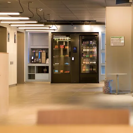 Ibis Budget Hotel *